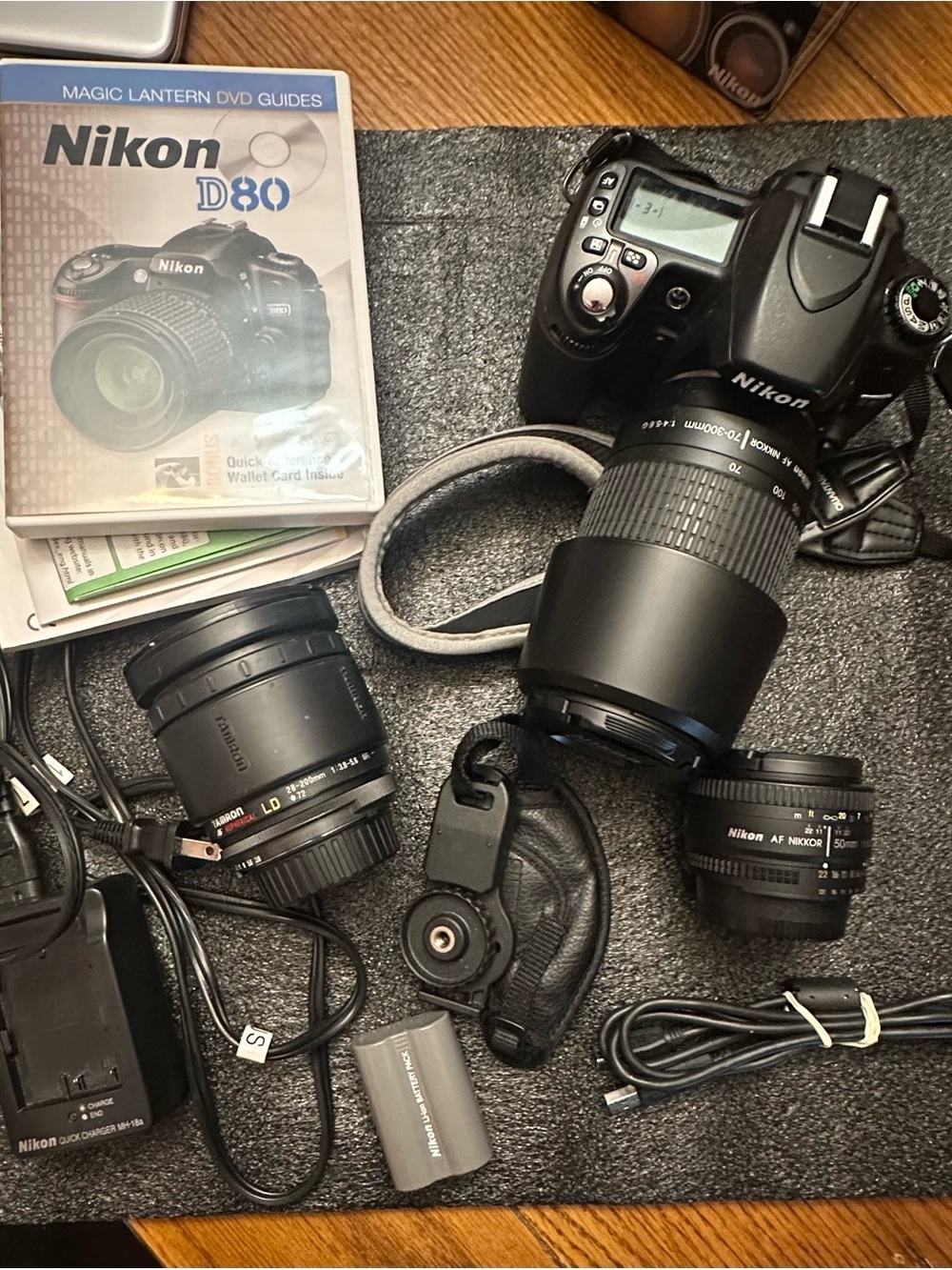 Nikon DSLR Camera Kit in Black with Multiple Lenses